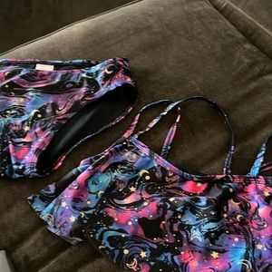 Girls swimsuit 2- piece size 7/8